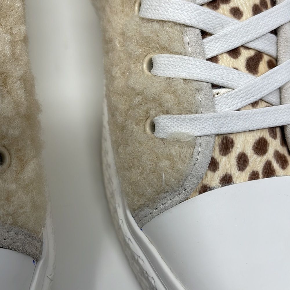 Dolce Vita Women's Veola Plush High Top Sneakers - Picture 13 of 15